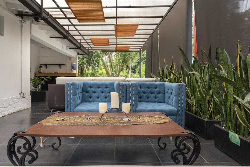Hotel Aromax Del Campestre Medellin Exterior photo